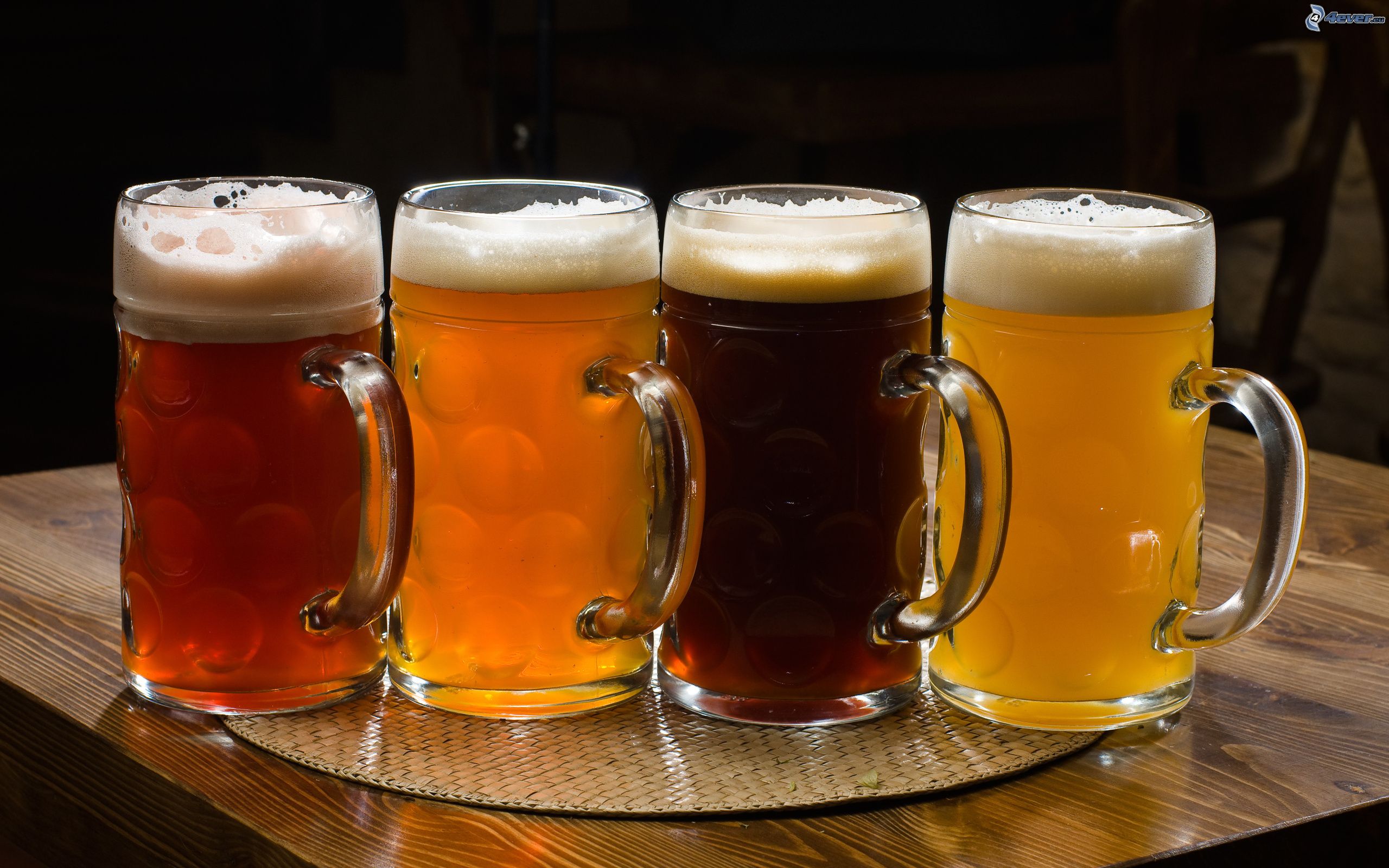 Tumori, la birra li contrasta: nuovo studio