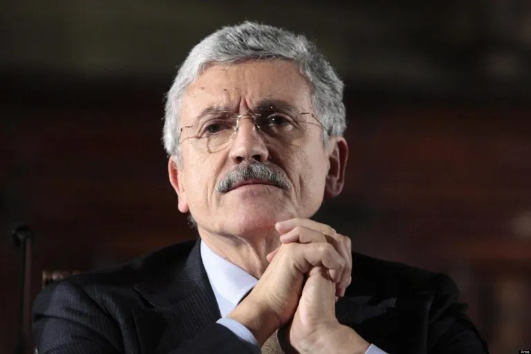 Massimo D’Alema vuole reintrodurre l’Imu: ecco chi la dovrebbe pagare