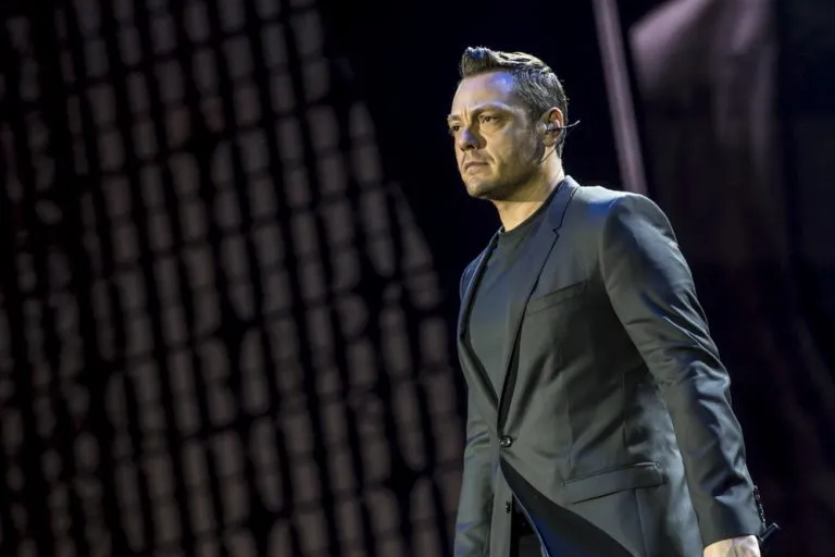 Tiziano Ferro depresso e salvato dalla musica: ‘Chissà dove sarei finito’