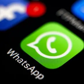 WhatsApp a pagamento dal 13 gennaio 2018: è vero?