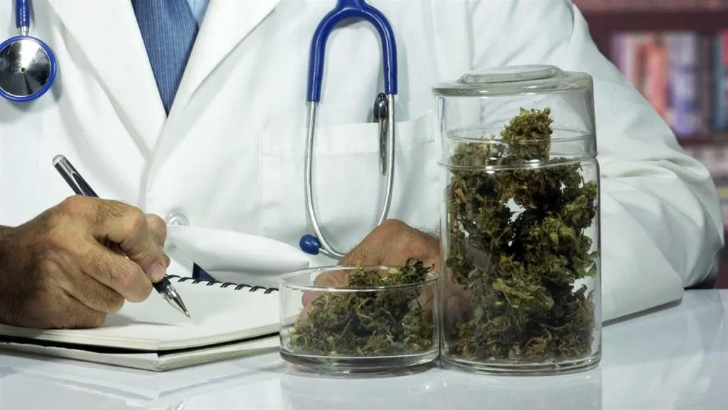 Cannabis valida per curare la cefalea: certezza del professor Pini