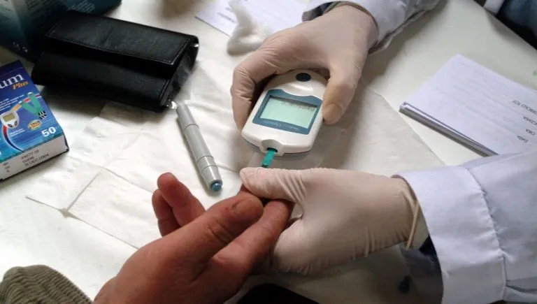 Diabete può essere curato solo con la dieta? La necessità dell’insulina