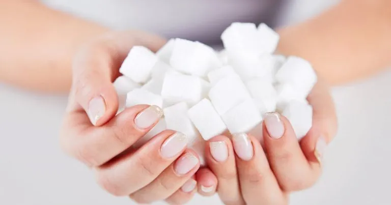 Zucchero per curare le ferite: un rimedio antico ed efficace