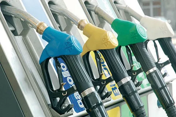 Carburanti, obbligo dell’etichetta entro ottobre 2018