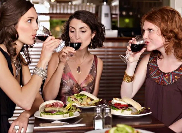 Cibo, sei piatti da non ordinare mai al ristorante