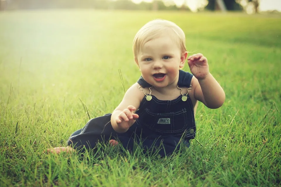 Come mantenere sani i primi dentini dei vostri figli