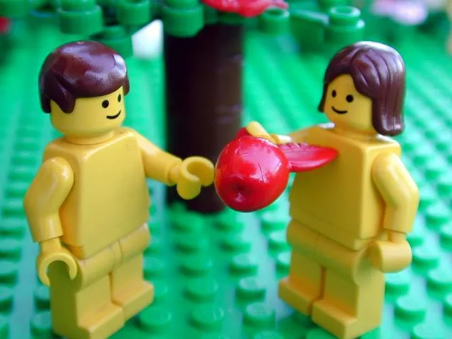 Perversioni incredibili: attrazione per gli omini della Lego