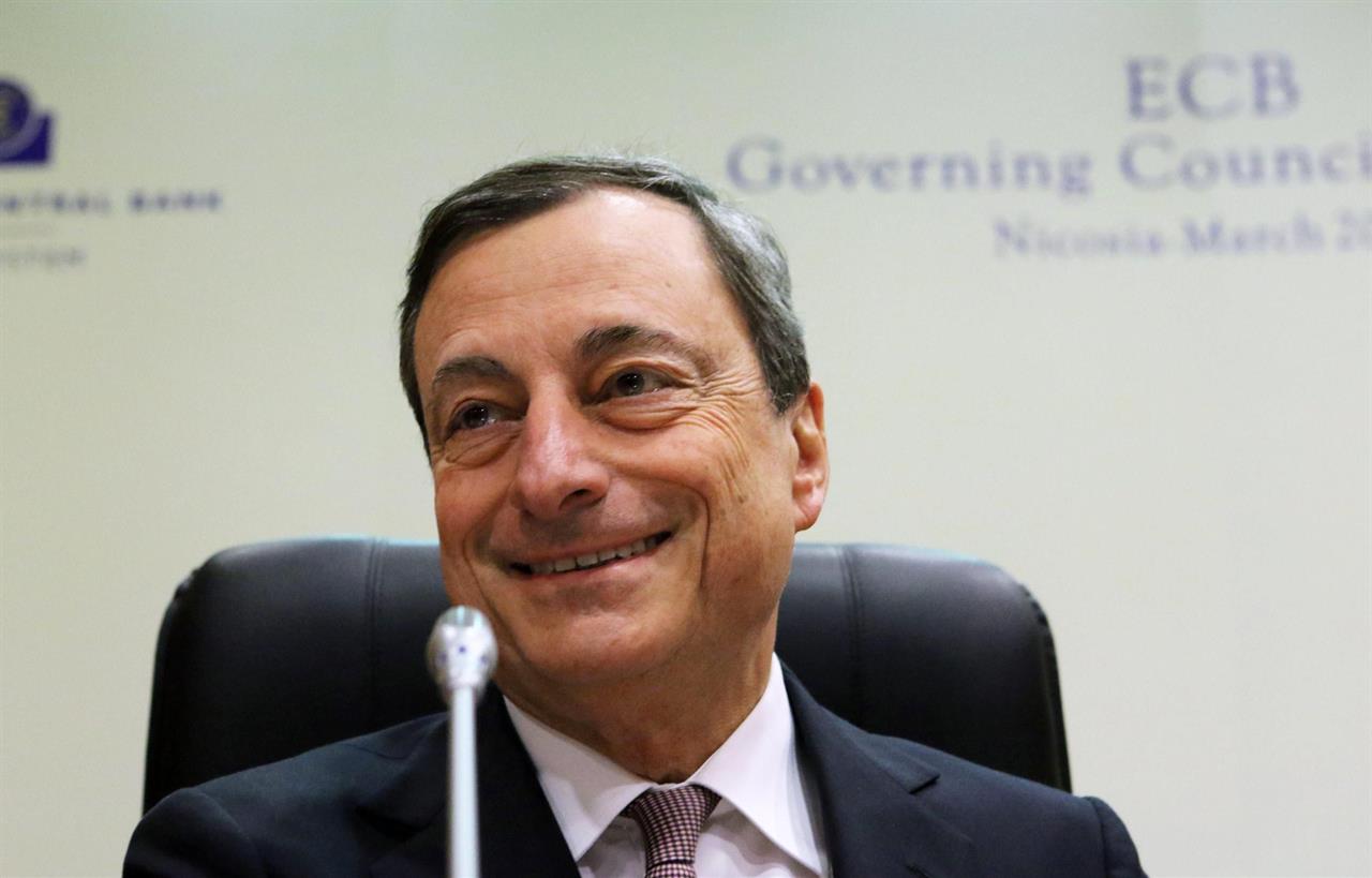 Mario Draghi avverte l'Italia: "Il patto di stabilità va rispettato"