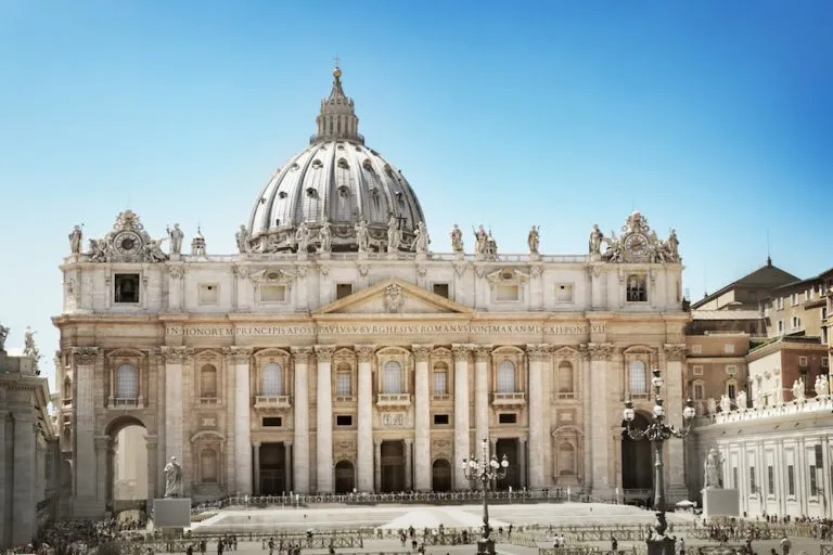 Ici alla Chiesa: il governo vuole chiedere al Vaticano un miliardo di euro
