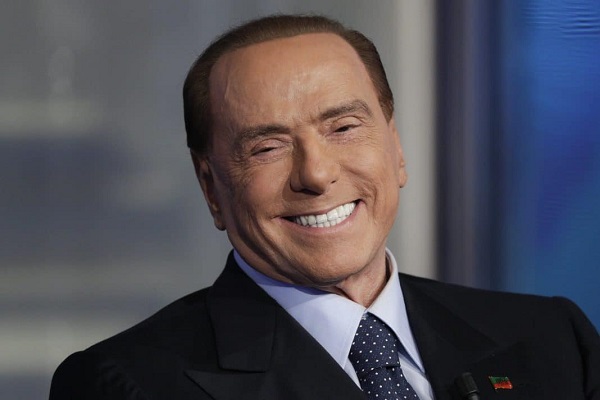 Rinviato a giudizio Silvio Berlusconi per il caso escort