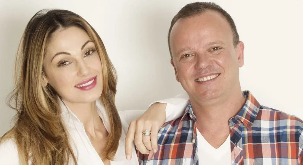 Anna Tatangelo Instagram: foto con Gigi D’Alessio e dedica per i 14 anni insieme