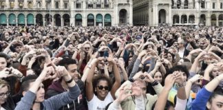 people-prima-le-persone-manifestazione-antirazzista-milano-250-mila-presenti