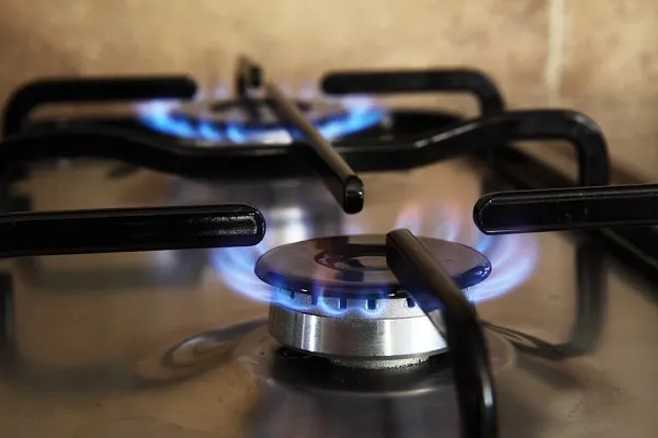 Il lungo viaggio del gas: dai centri di produzione fino al “caro-bolletta”