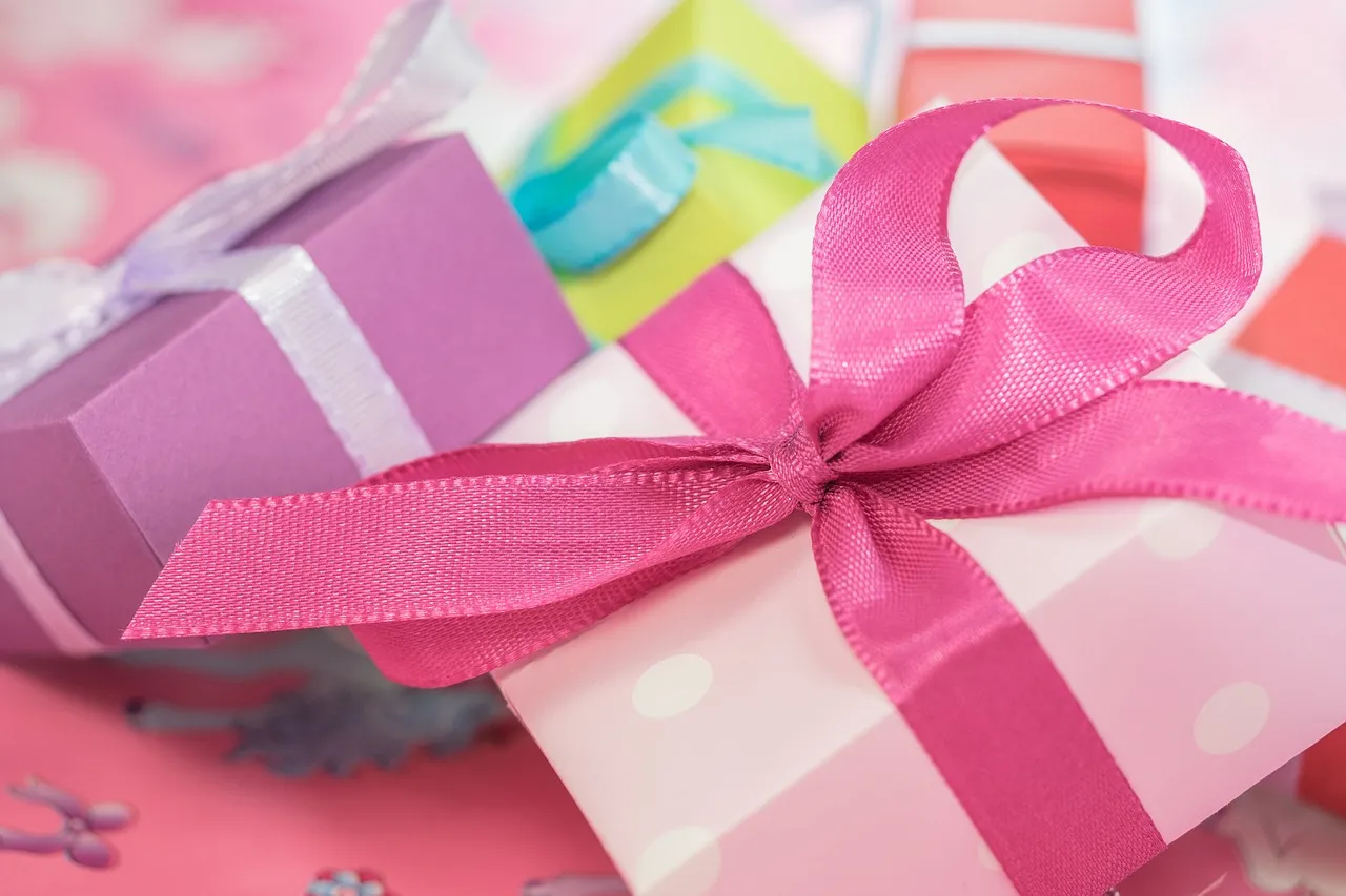 Regali per la migliore amica: 3 idee sempre vincenti